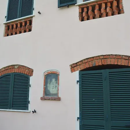 Casa Sarticola Apartment