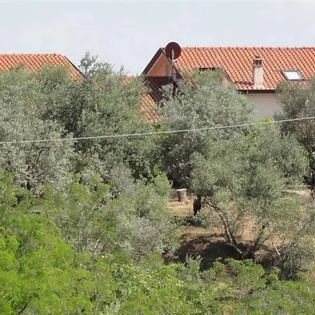 Casa Sarticola Кастельнуово-ди-Магра