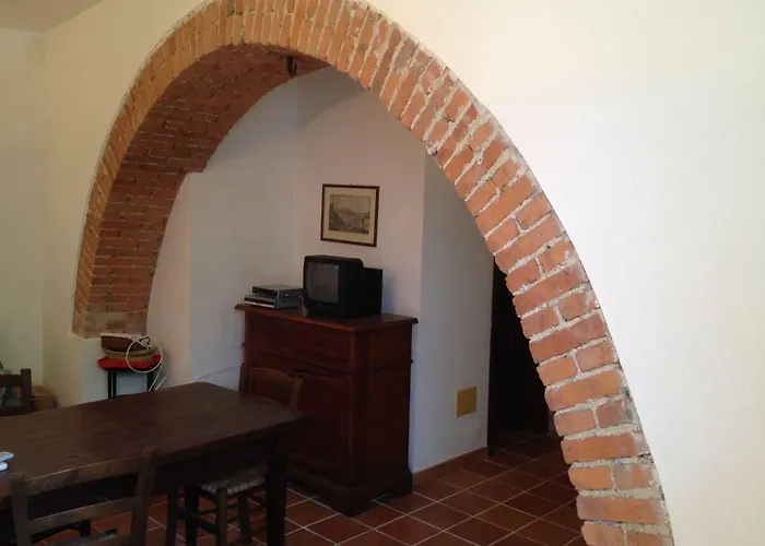 Casa Sarticola 아파트 카스텔누보디마르가