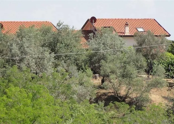 Casa Sarticola 카스텔누보디마르가